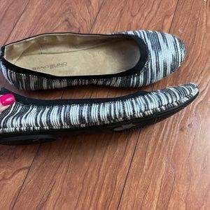 Bandolino Ballet Flat